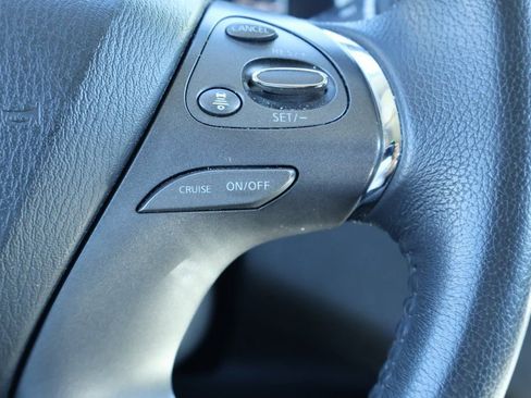 Used 2023 Nissan Murano SV image 13