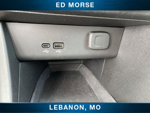 Certified 2025 Buick Encore GX Preferred FWD image 18