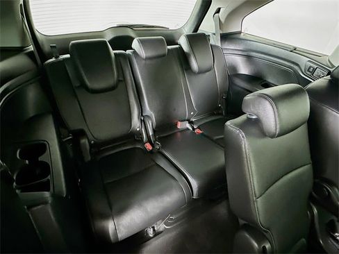 Certified 2023 Honda Odyssey Touring image 9
