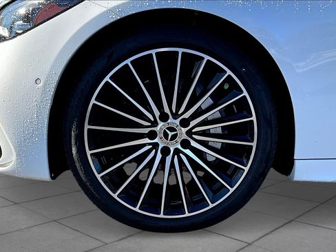 Used 2025 Mercedes-Benz C 300 Sedan image 11