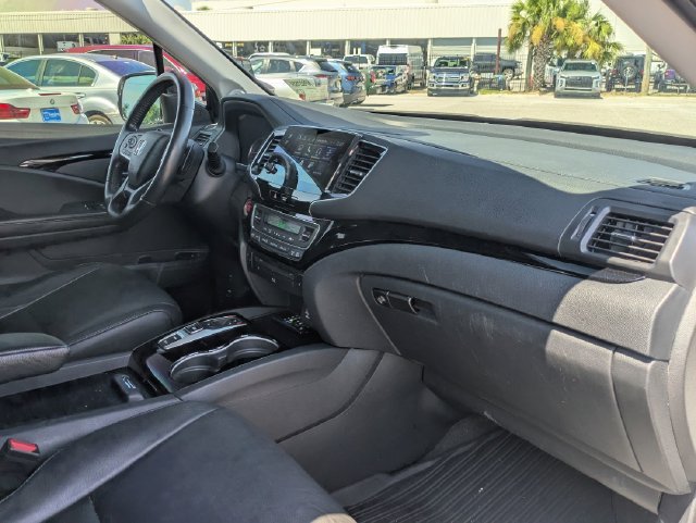 Used 2021 Honda Pilot Touring image 31