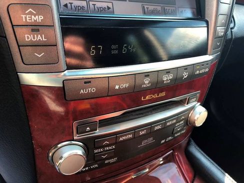 Used 2011 Lexus LS 460 AWD w/ Luxury Value Edition image 20