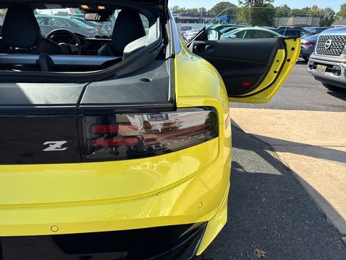 Used 2024 Nissan Z Performance w/ Floor Mat Package image 20