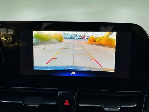 Used 2025 Chevrolet TrailBlazer RS w/ Convenience Package image 22