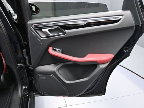 New 2026 Porsche Macan S AWD/4WD image 25