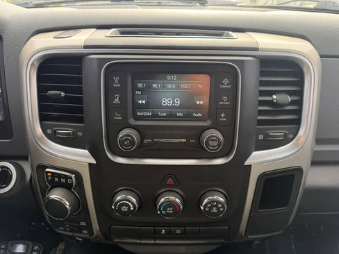 Used 2017 RAM 1500 Classic SLT AWD/4WD image 13
