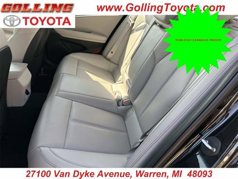 Used 2020 Genesis G70 2.0T Sport image 12