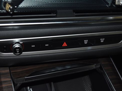 New 2026 BMW X5 xDrive40i w/ Executive Package image 12