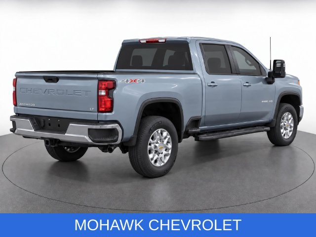 Used 2024 Chevrolet Silverado 3500 LT AWD/4WD image 5