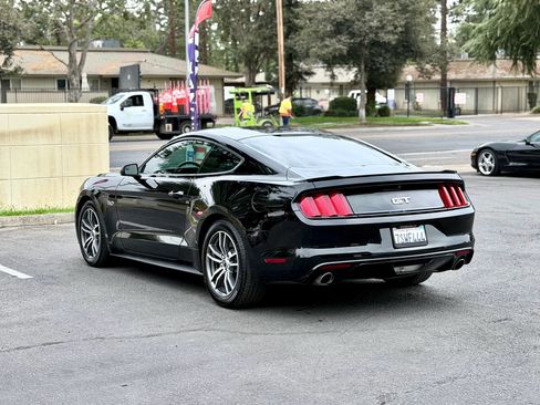Used 2016 Ford Mustang GT RWD image 6