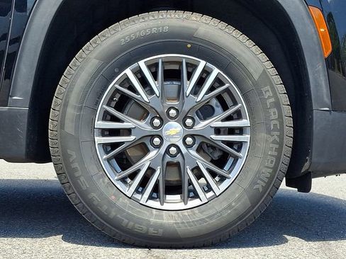 Certified 2026 Chevrolet Traverse LT AWD/4WD image 8