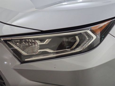 Used 2020 Toyota RAV4 XSE image 35