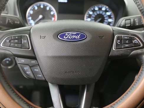 Used 2020 Ford EcoSport SE w/ SE Convenience Package image 4
