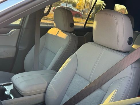 New 2026 GMC Acadia Elevation image 16