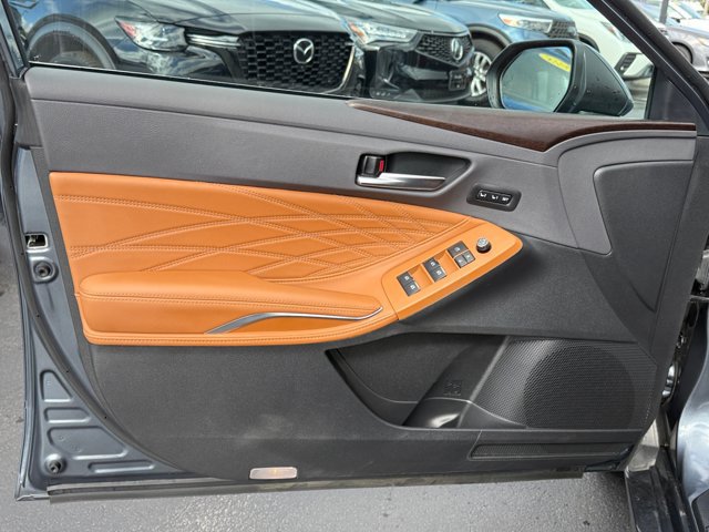 Used 2020 Toyota Avalon Limited w/ Advanced Safety Package FWD image 27