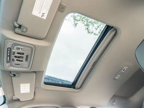 Used 2025 GMC Sierra 2500 Denali w/ Denali Reserve Package AWD/4WD image 21