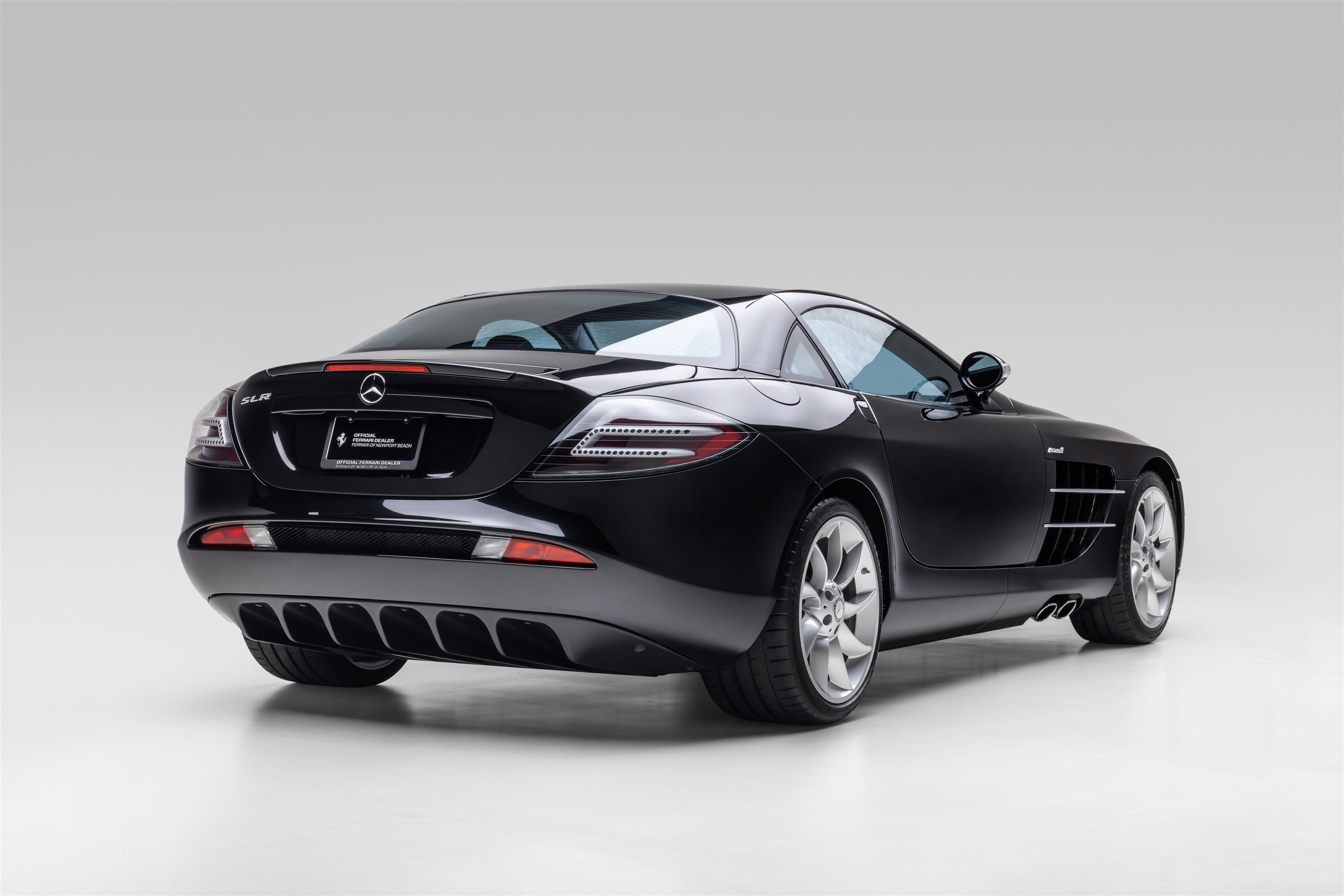 Used 2005 Mercedes-Benz SLR image 9