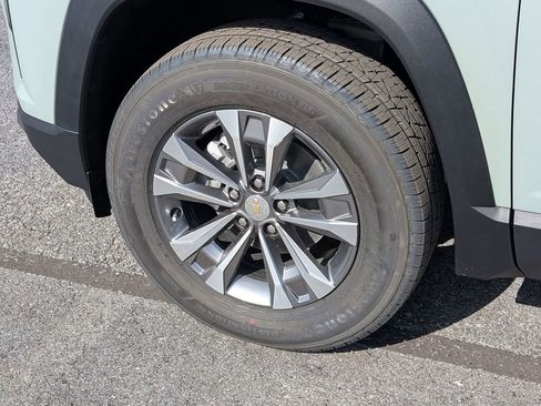 New 2026 Chevrolet Equinox LT w/ Safety and Technology Package image 11