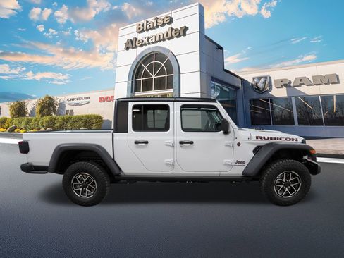 New 2025 Jeep Gladiator Rubicon w/ Safety Group image 2