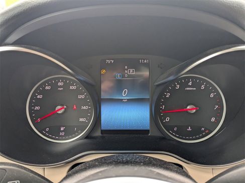 Used 2022 Mercedes-Benz GLC 300 image 39