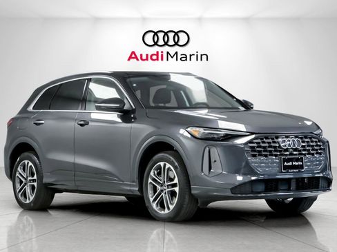 Certified 2025 Audi Q5 Premium Plus w/ Premium Plus image 7