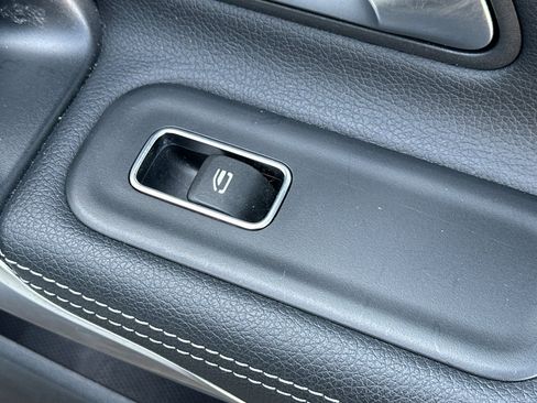 Used 2025 Mercedes-Benz CLA 250 image 22