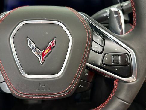 Used 2026 Chevrolet Corvette Stingray Convertible w/ 1LT RWD image 12