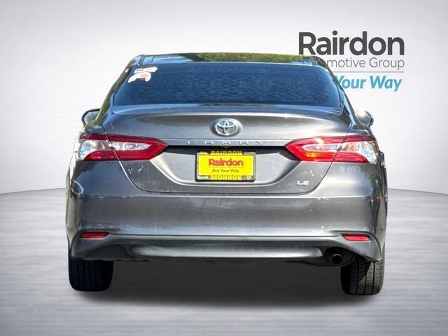 Used 2018 Toyota Camry LE w/ Moonroof Package FWD image 13