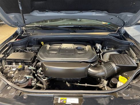 Used 2020 Jeep Grand Cherokee Altitude image 27