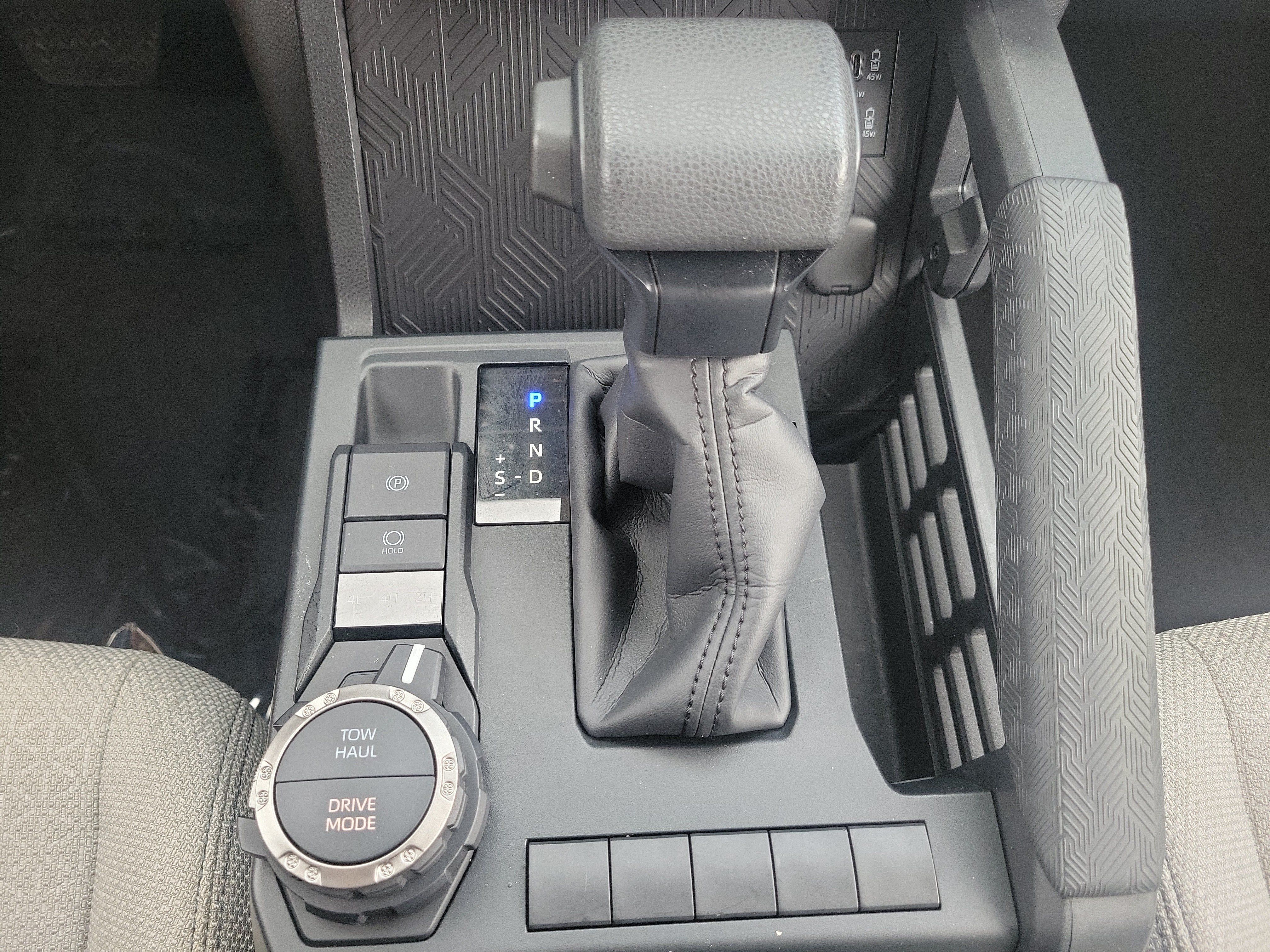 Used 2026 Toyota 4Runner SR5 AWD/4WD image 25