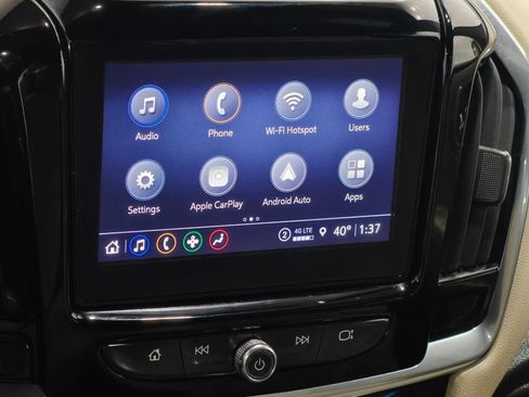 Used 2022 Chevrolet Traverse LT AWD/4WD image 6