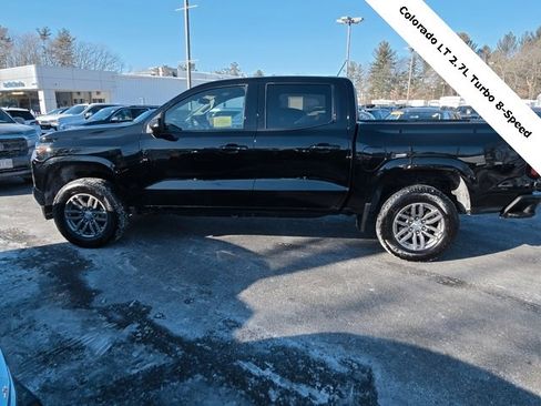 Used 2023 Chevrolet Colorado LT w/ LT Convenience Package image 5