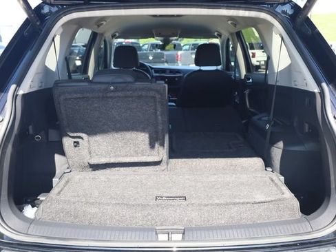 Used 2023 Volkswagen Tiguan SE FWD image 30
