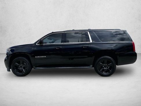 Used 2017 Chevrolet Suburban LT w/ LT Midnight Edition RWD image 6