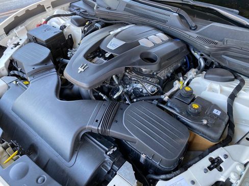 Used 2019 Maserati Ghibli RWD image 10