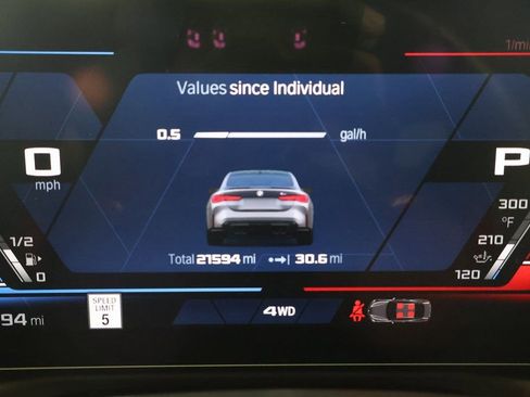 Used 2025 BMW M4 xDrive Competition image 17