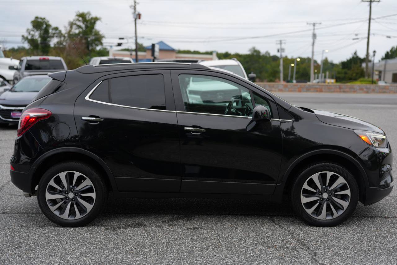Used 2022 Buick Encore Preferred w/ Safety Package AWD/4WD image 4