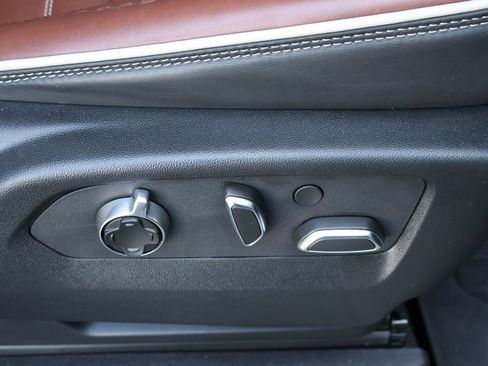 Certified 2024 GMC Yukon Denali Ultimate w/ LPO, Floor Liner Package AWD/4WD image 45