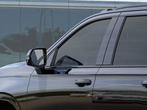 New 2026 Cadillac Escalade ESV Sport w/ LPO, Floor Liner Package image 13