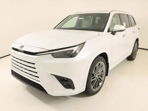 New 2026 Lexus TX 350 AWD image 8