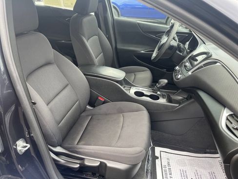 Used 2023 Chevrolet Malibu LS FWD image 21