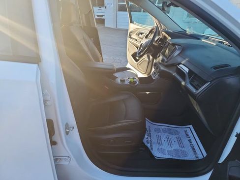 Used 2022 GMC Terrain AT4 w/ Tech Package AWD/4WD image 31