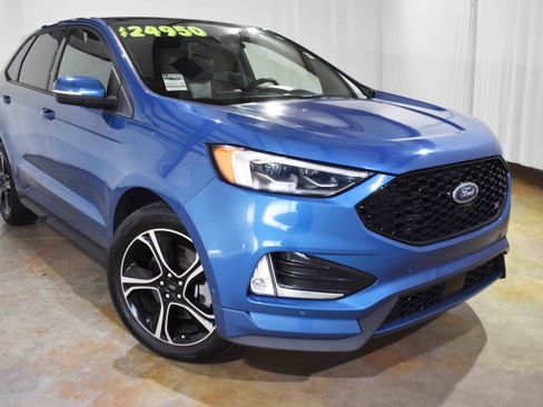 Used 2021 Ford Edge ST w/ Equipment Group 401A image 3