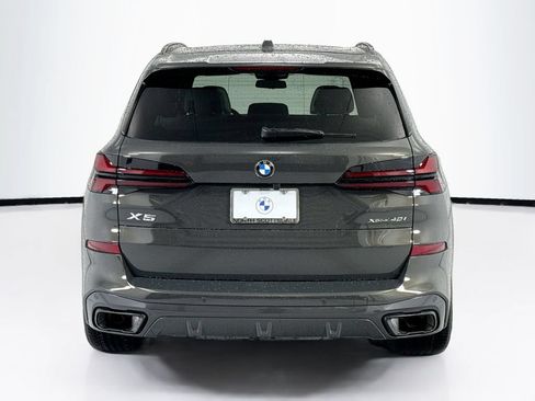 Used 2026 BMW X5 xDrive40i w/ M Sport Package AWD/4WD image 6
