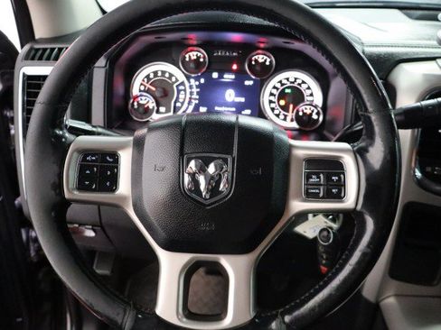 Used 2016 RAM 2500 Laramie w/ Convenience Group RWD image 35