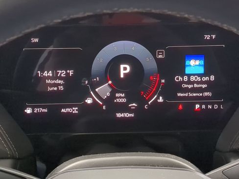 Used 2025 GMC Yukon AT4 w/ AT4 Premium Package AWD/4WD image 40