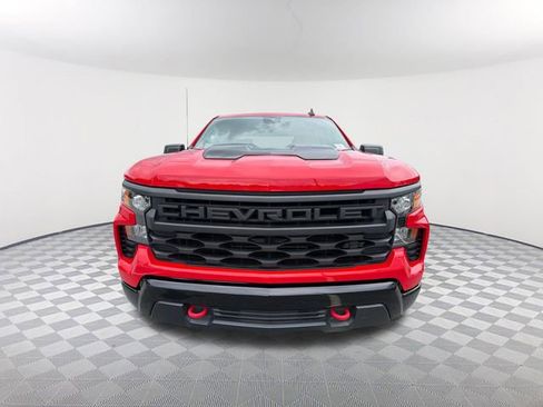 Used 2023 Chevrolet Silverado 1500 Custom Trail Boss w/ LPO, Dark Essentials Package AWD/4WD image 2