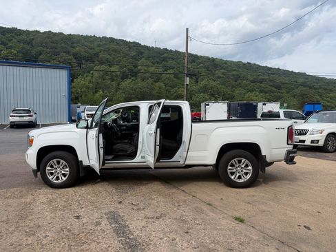 Used 2019 GMC Canyon SLE w/ Driver Alert Package AWD/4WD image 6