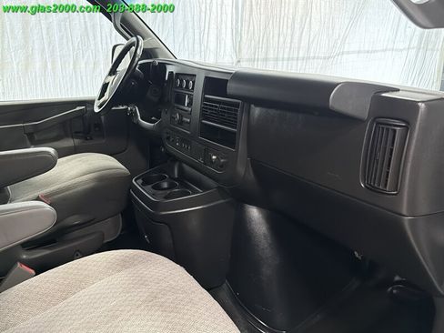 Used 2019 Chevrolet Express 2500 LS w/ Driver Convenience Package RWD image 5