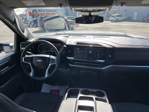 Used 2025 Chevrolet Silverado 2500 LT w/ Convenience Package image 27